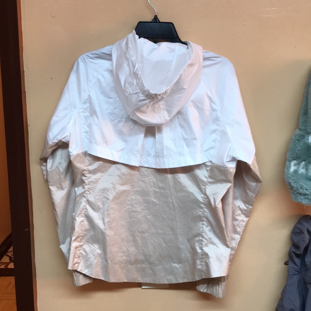 Nike Windbreaker White And Tan - Picture 4 of 7